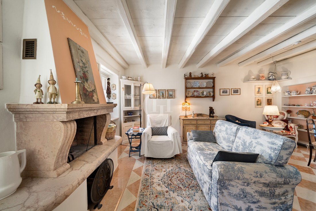 Villa in Affi, Veneto, Italy 4 - 16654482