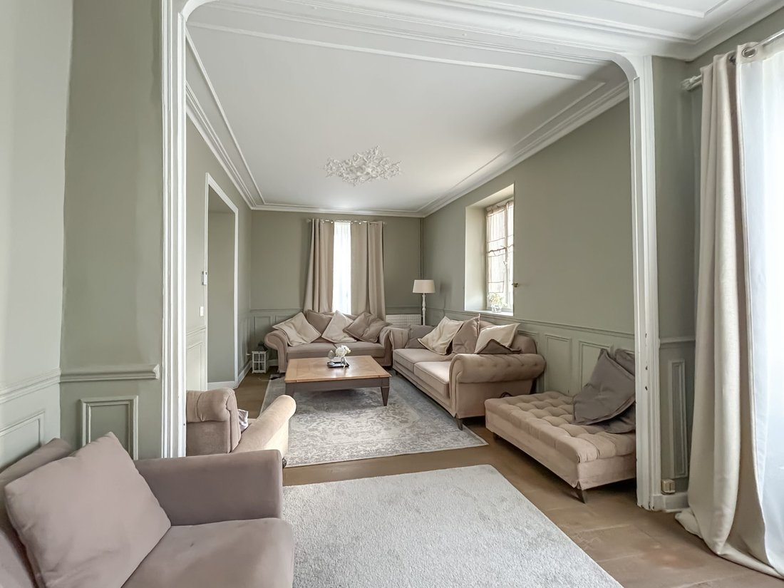 House in Maubuisson-Bourseaux-Saint Prix, Saint-Ouen-l'Aumone, France 5 - 16654624