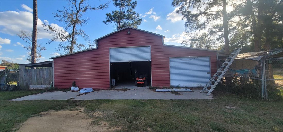 House in Conroe, Texas, United States 5 - 16655039