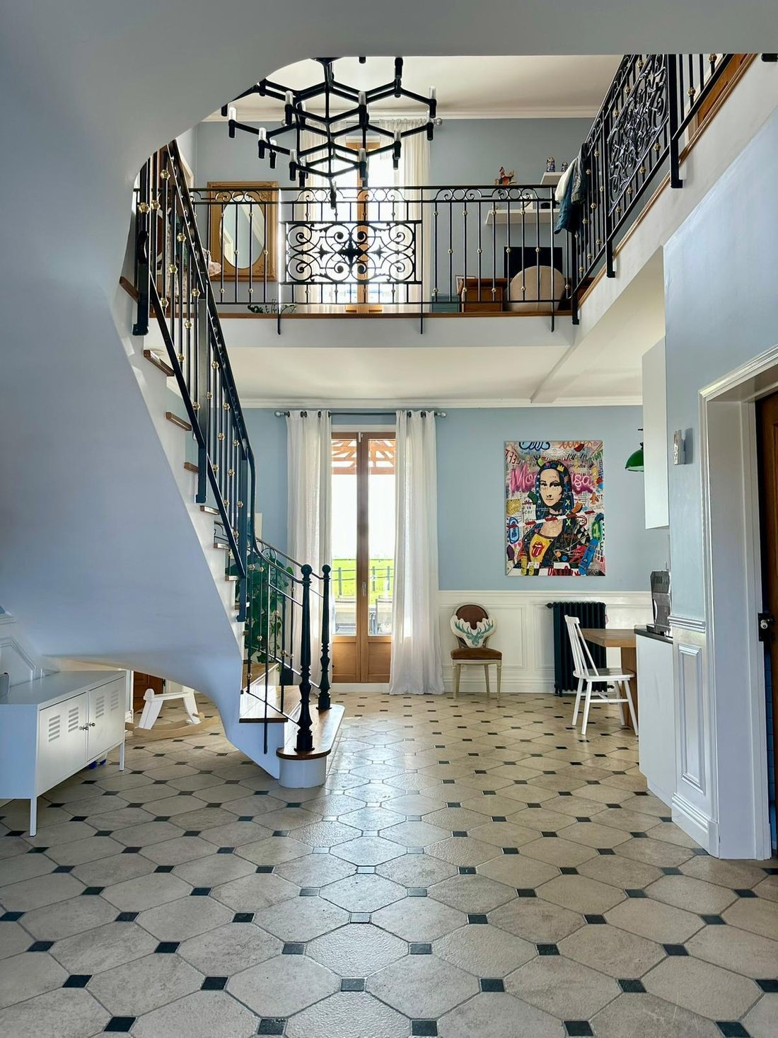 House in Montfort-l'Amaury, Ile-de-France, France 3 - 16570947