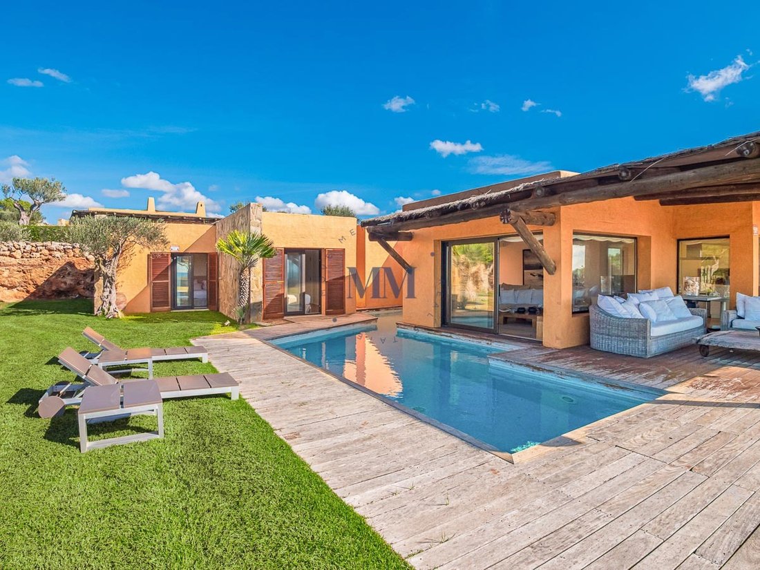 Villa in Sant Lluis, Balearic Islands, Spain 2 - 16654392