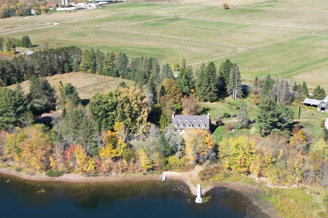House in Arundel, Quebec, Canada 4 - 16362337