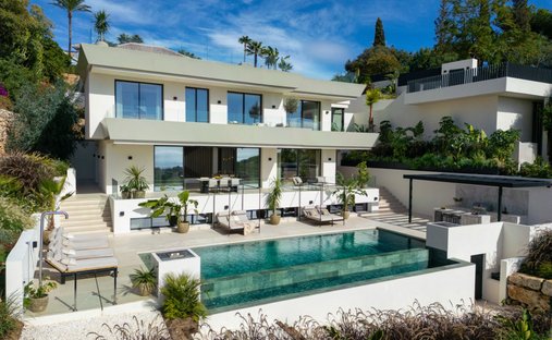 Villa in Elviria-Cabopino, Marbella, Spain 1