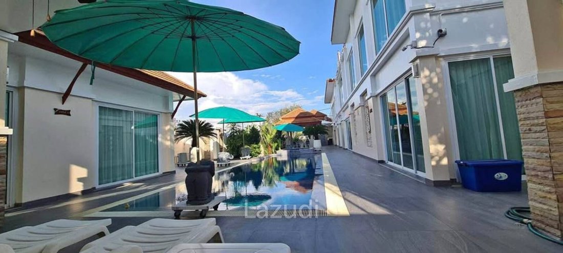 Villa in Choeng Thale, Phuket, Thailand 1 - 16654870