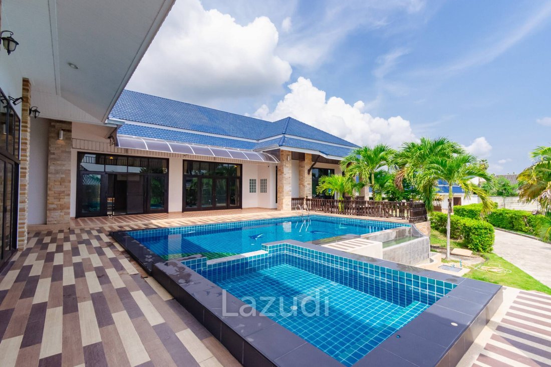 Villa in Hin Lek Fai, Prachuap Khiri Khan, Thailand 1 - 12635880