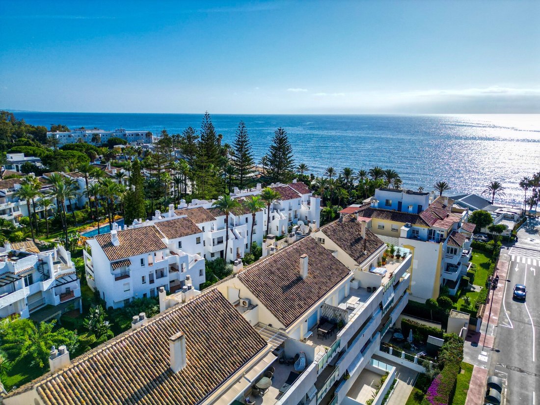 Apartment in San Pedro de Alcantara, Andalusia, Spain 1 - 16654567