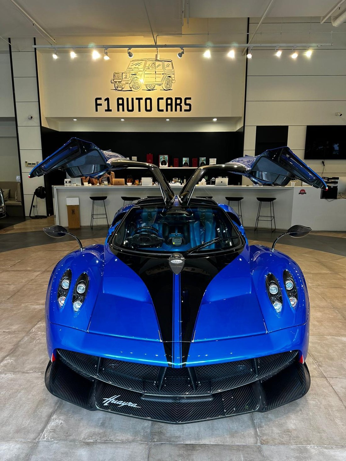 Coupe in Singapore, Singapore 1 - 16812078