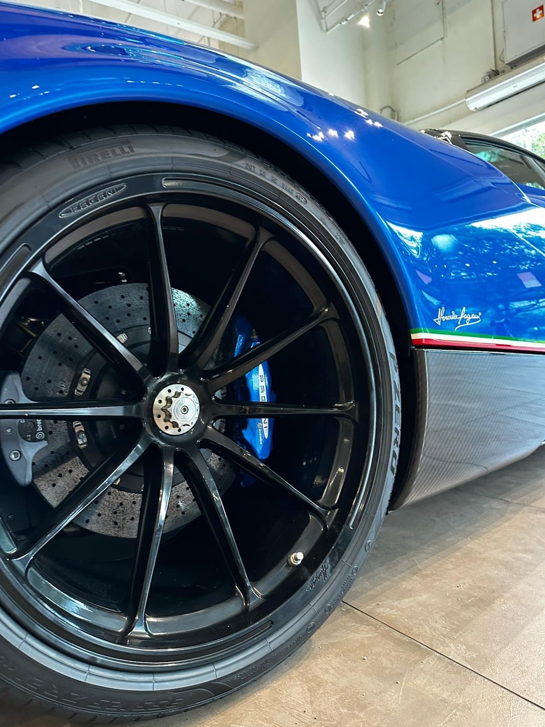 Coupe in Singapore, Singapore 2 - 16812078