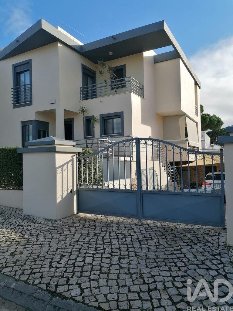 Townhouse in Loule (Sao Sebastiao), Algarve, Portugal 1 - 16655675