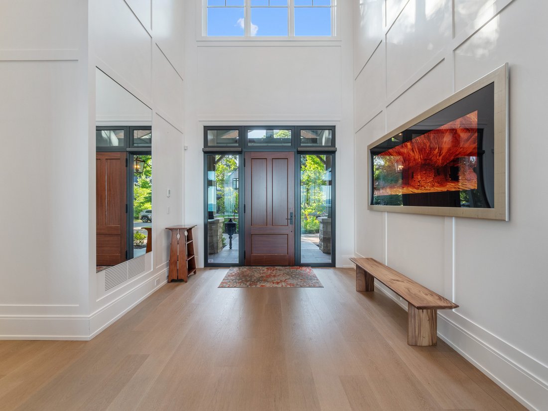 Estate in Burlington, Ontario, Canada 4 - 16657211