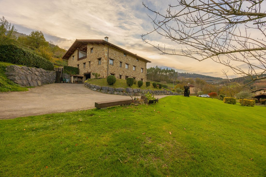 Townhouse in Elorrio, Basque Country, Spain 2 - 16657488