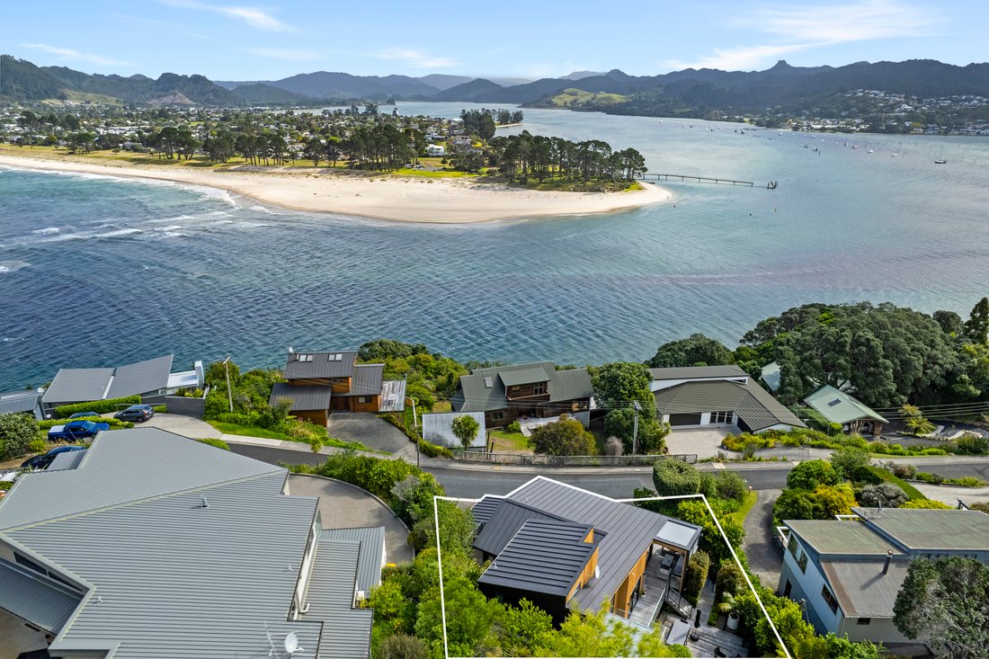 House in Tairua, Waikato, New Zealand 3 - 16658618