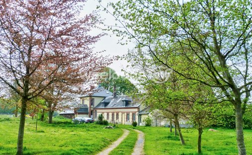 2h From Paris, In The Heart Of The Pays D’auge Area. A Listed 16th /18th Century Chateau Set In Abou