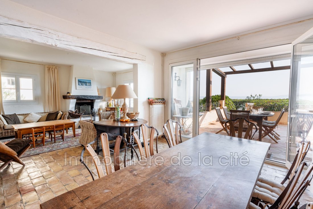 Villa in Grimaud, Provence-Alpes-Côte d'Azur, France 2 - 15269480