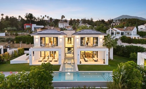 Villa in La Quinta, Benahavis, Andalusia 1
