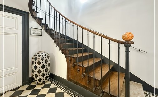 Agen Charming Estate With Manor House, Caretaker's House, Barn For Events, River, Lake 19 Hectares