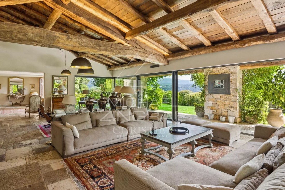 Estate in Fayence, Provence-Alpes-Côte d'Azur, France 3 - 15688263