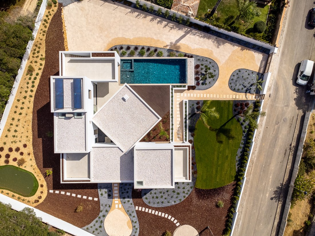 Villa in Sao Goncalo de Lagos, Algarve, Portugal 1 - 16656931