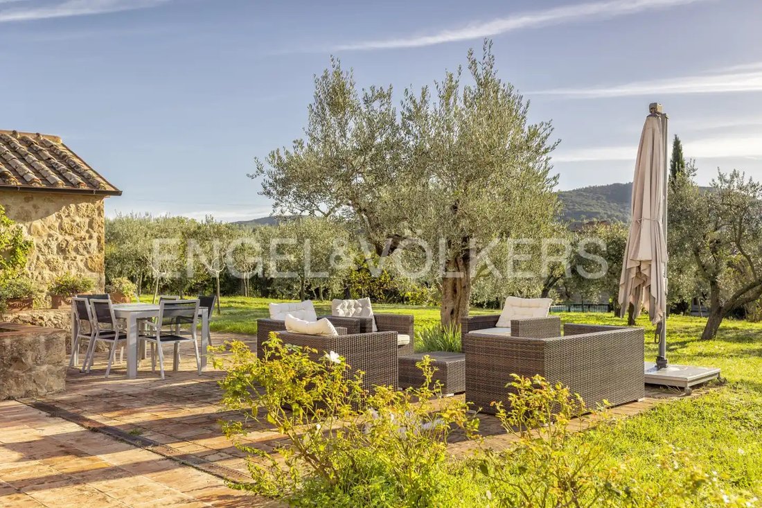 Estate in Trequanda, Tuscany, Italy 4 - 16656324
