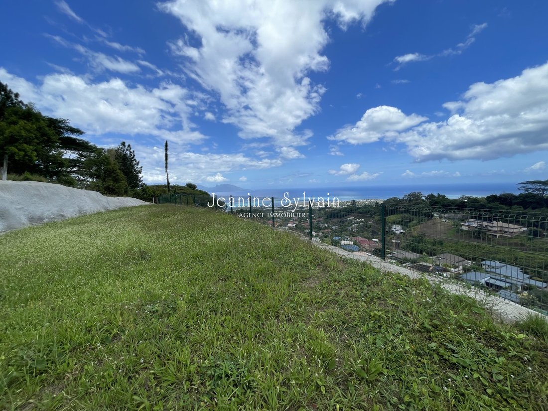 Land in Puna'auia, Windward Islands, French Polynesia 1 - 16659299
