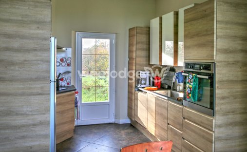 2h From Paris, In The Heart Of The Pays D’auge Area. A Listed 16th /18th Century Chateau Set In Abou