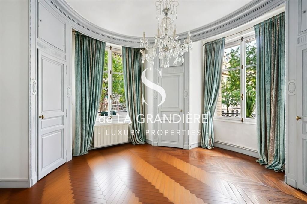 Apartment in Muette Sud, Paris 16e Arrondissement, Paris 4 - 16656329