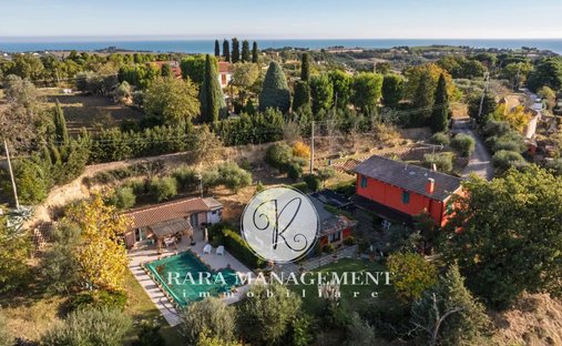Villa in Civitanova Alta, Civitanova Marche, Marken 1