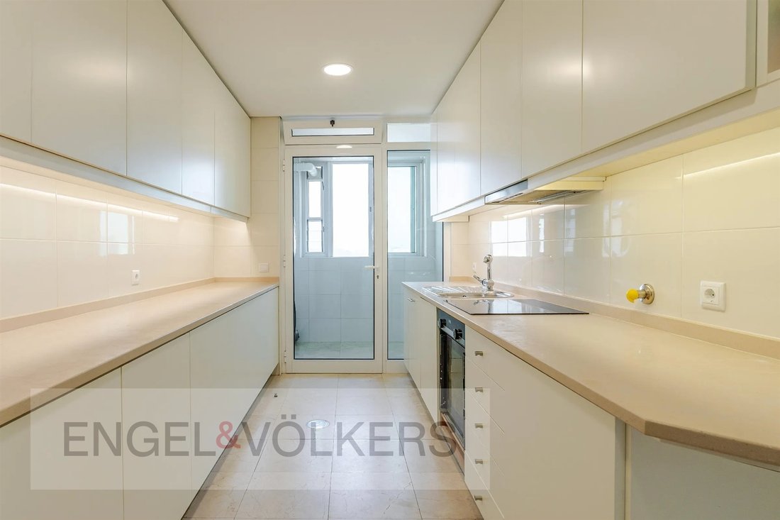 Apartment in Ramalde, Porto District, Portugal 4 - 16657452