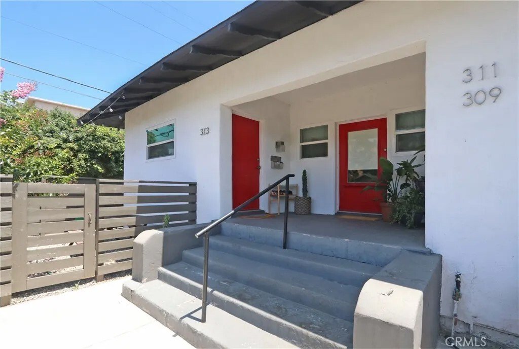 Los Angeles, California, United States 1 - 16558800