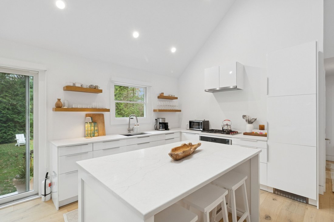 East Hampton, New York, United States 4 - 16658543
