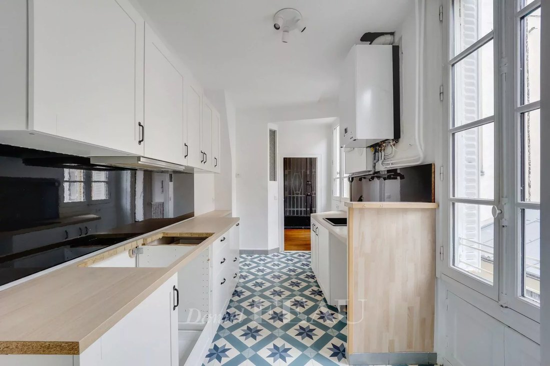 Appartement à Notre Dame, Versailles, France 5 - 16656065
