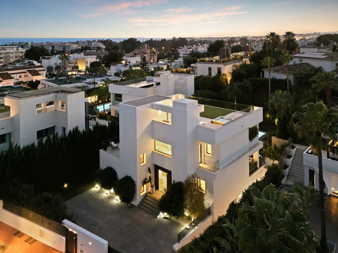 Villa in Puerto Banus, Marbella, Spain 2 - 16656586