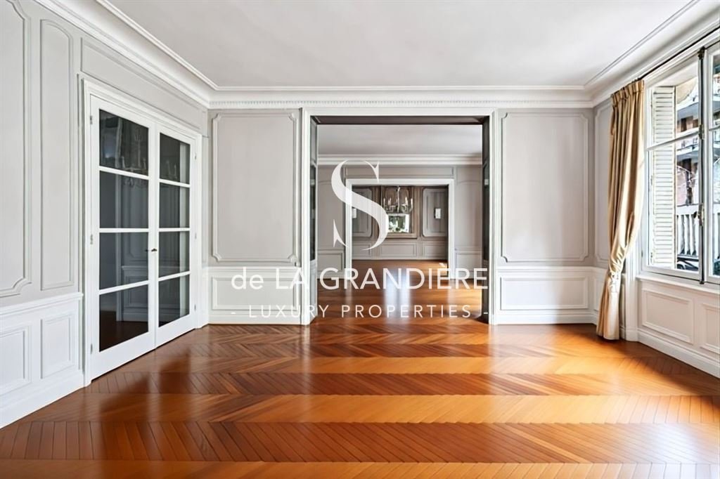 Apartment in Muette Sud, Paris 16e Arrondissement, Paris 2 - 16656329
