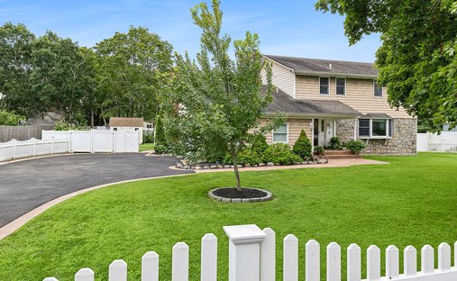 Hampton Bays, New York, United States 1
