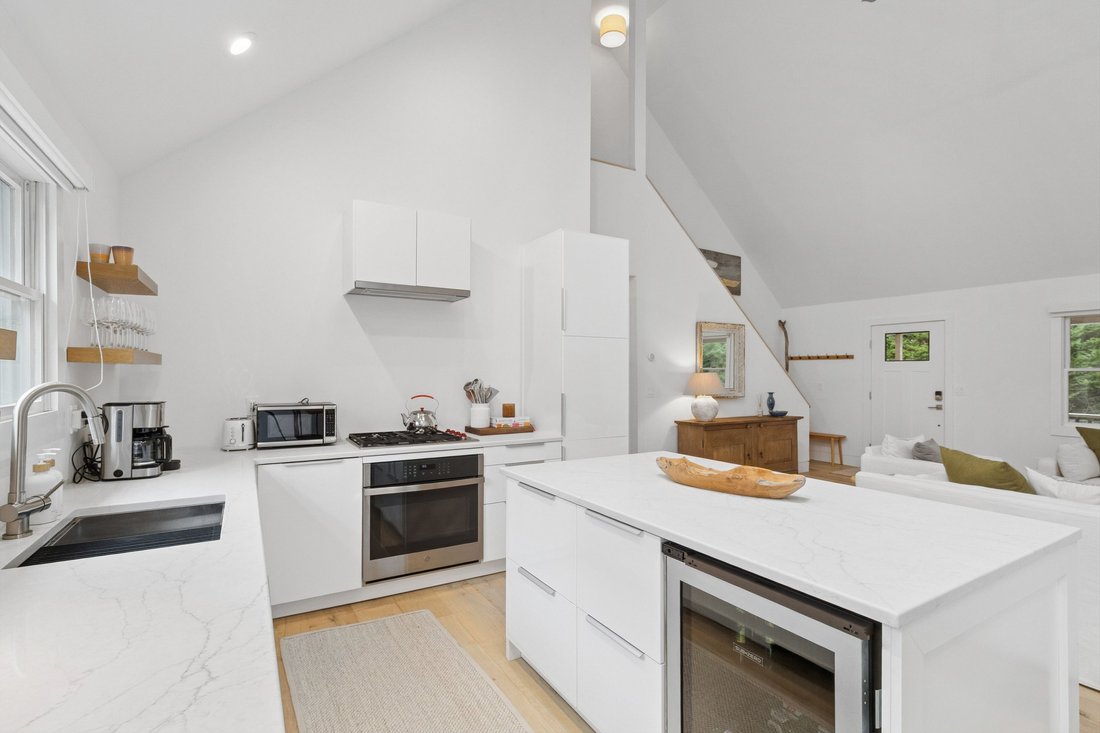 East Hampton, New York, United States 5 - 16658543