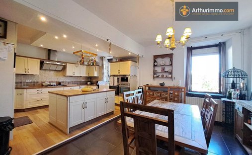 A 12th Century Chateau With Ramparts And 15 Hectares Of Grounds, Listed As A Historical