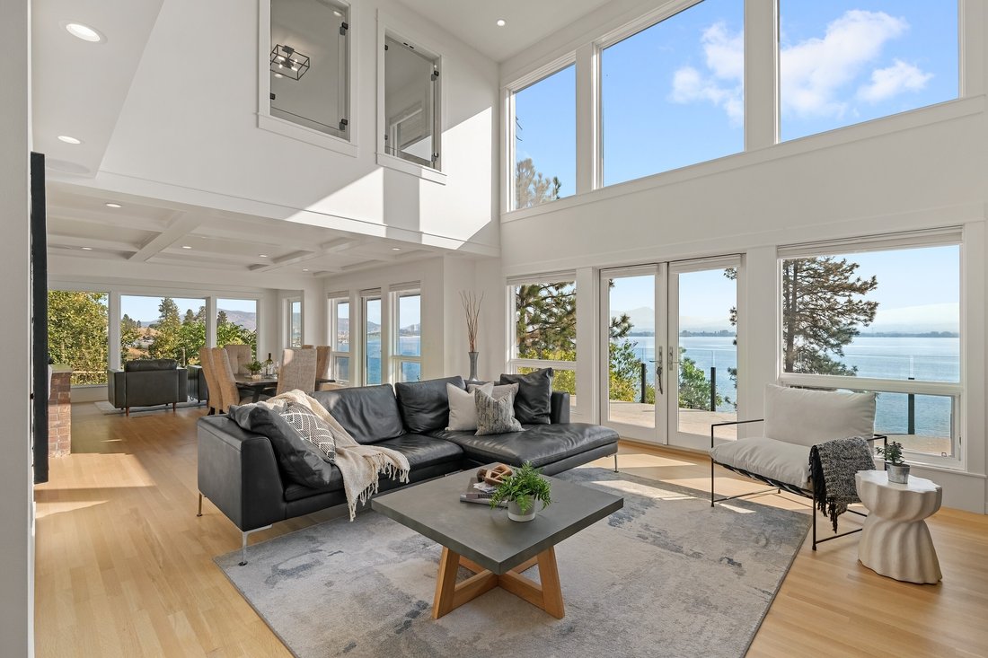 House in West Kelowna, British Columbia, Canada 5 - 16658791