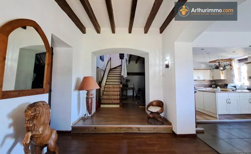 A 12th Century Chateau With Ramparts And 15 Hectares Of Grounds, Listed As A Historical