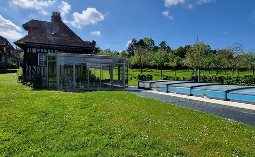 Castle for Sale in Pont-l'Évêque, Normandy, France