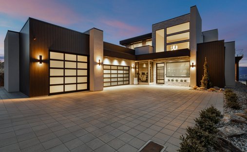 House in Kelowna, British Columbia, Canada 1