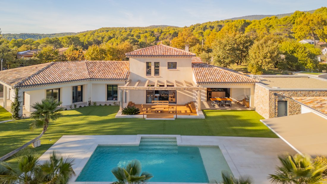 Villa in Flayosc, Provence-Alpes-Côte d'Azur, France 1 - 16657859