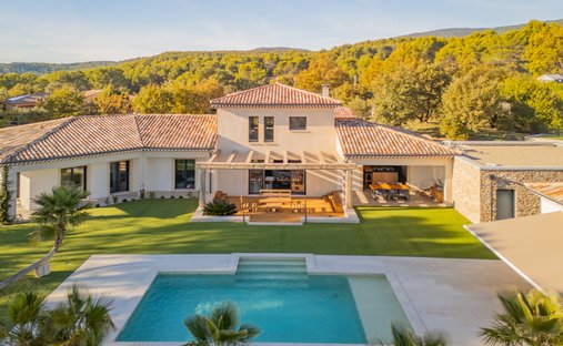 Villa in Flayosc, Provence-Alpes-Côte d'Azur, France 1
