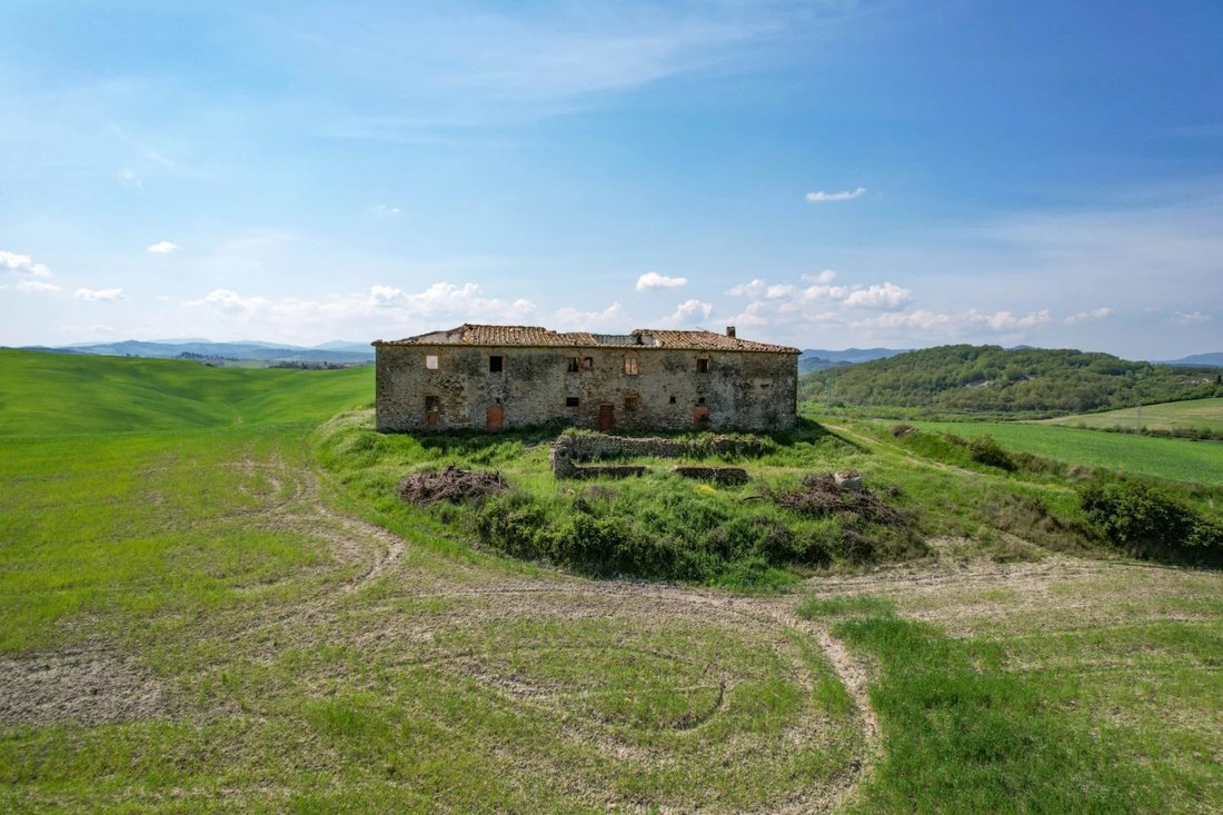 Volterra, Tuscany, Italy 1 - 16656159