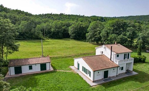 Villa en Riparbella, Toscana, Italia 1