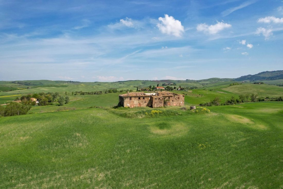 Volterra, Tuscany, Italy 4 - 16656159