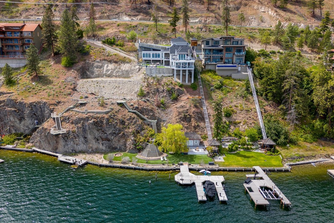 House in West Kelowna, British Columbia, Canada 2 - 16658832