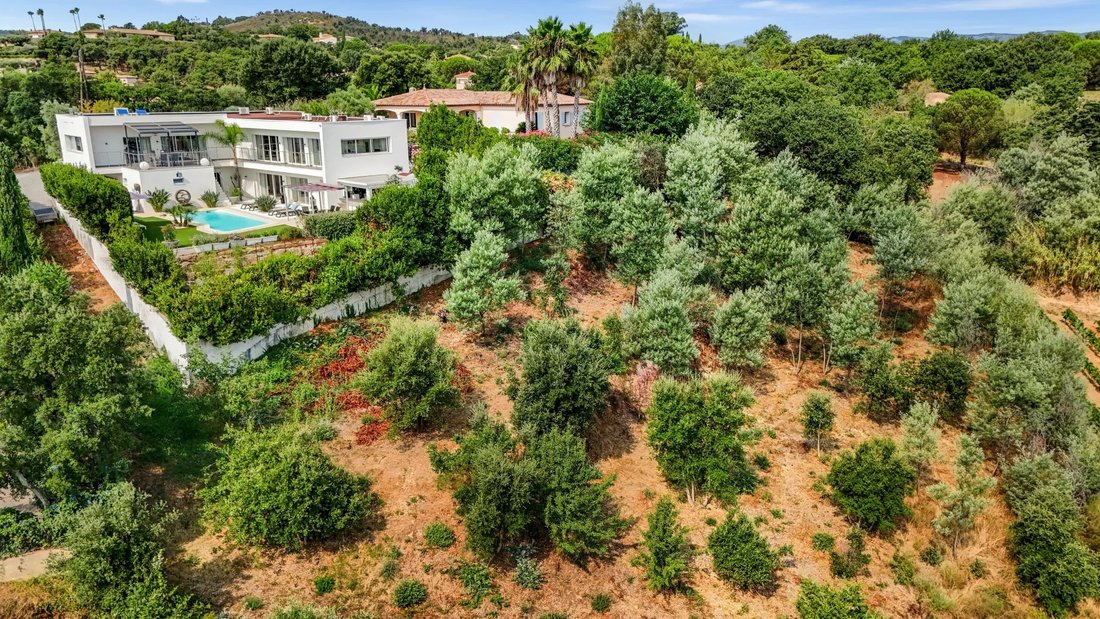Villa in Ouest, Cogolin, France 1 - 16066945