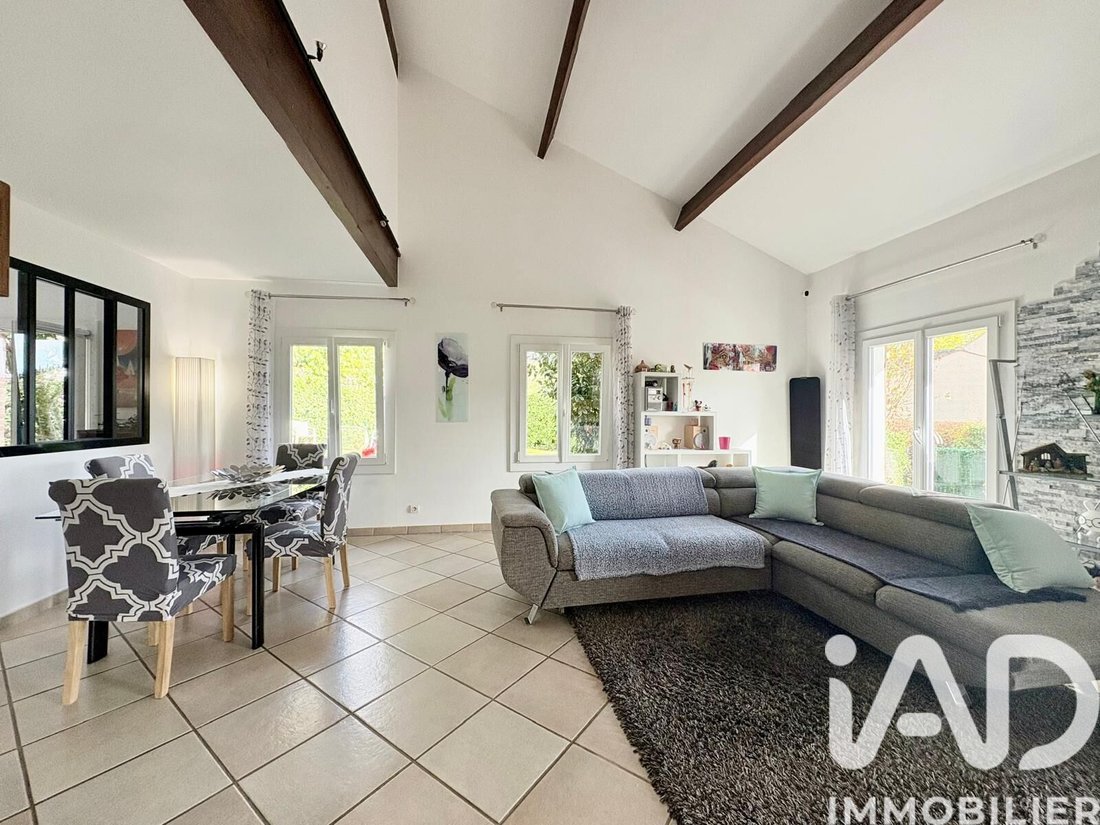 House in Vieux Village-Murs du Parc, Marolles-en-Brie, France 3 - 16657291