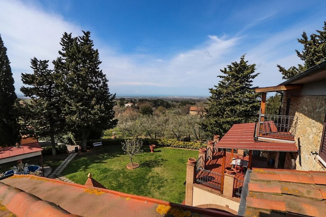 Estate in Guardistallo, Tuscany, Italy 3 - 16656264
