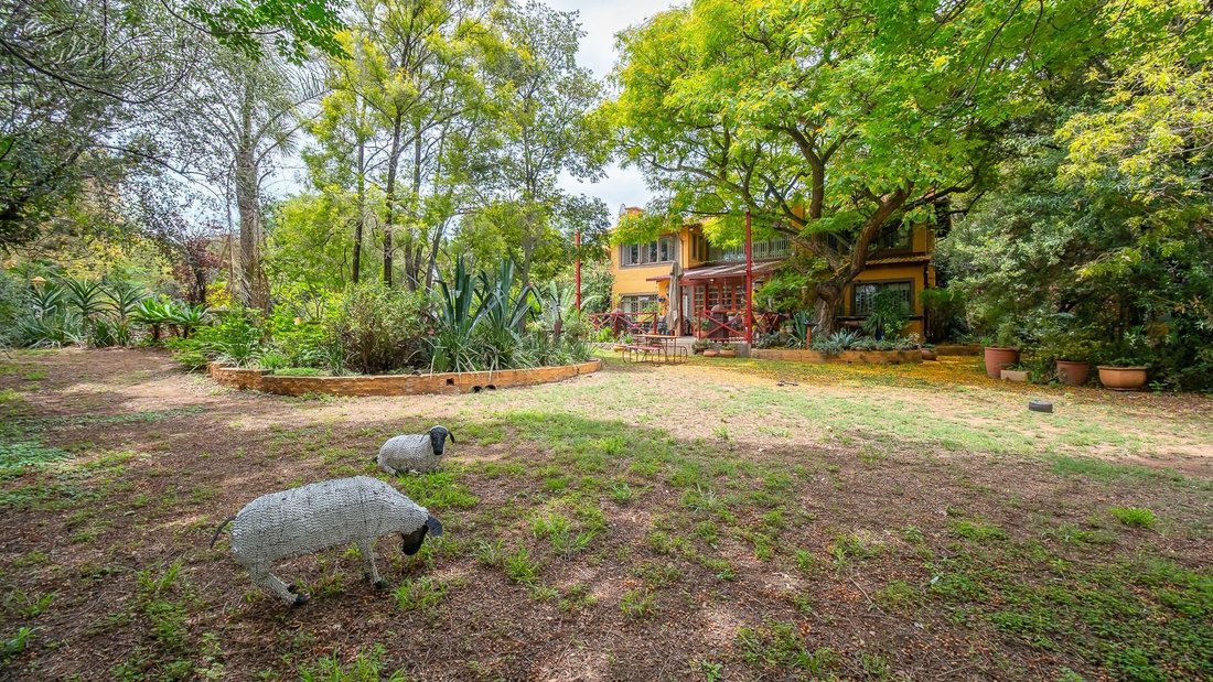 Farm Ranch in Kyalami AH, Gauteng, South Africa 4 - 16657745
